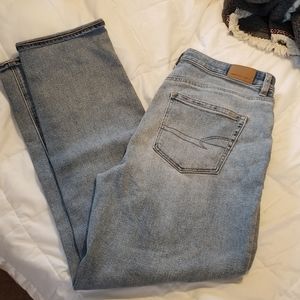 American eagle mom jeans